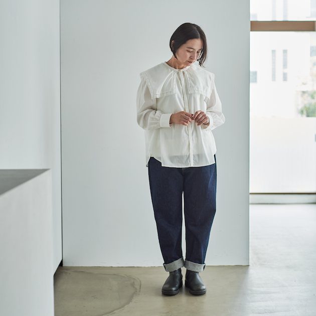 「CLASKA(クラスカ)」発のアパレルブランド「HAU(ハウ)」のbouse collier